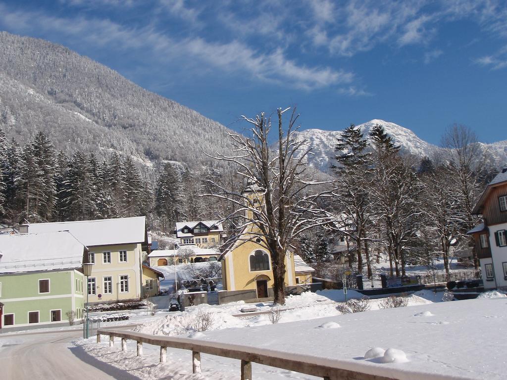 Haus Bellevue Appartement Obertraun Buitenkant foto