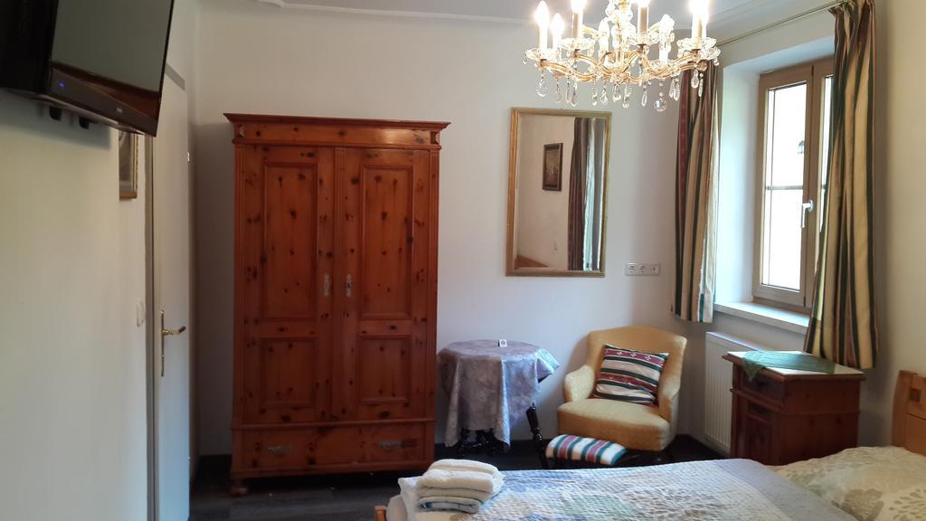 Haus Bellevue Appartement Obertraun Buitenkant foto